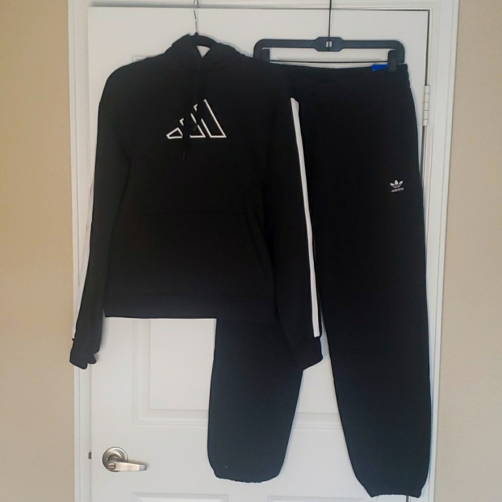 Adidas Sweatshirt and Sweatpants Set